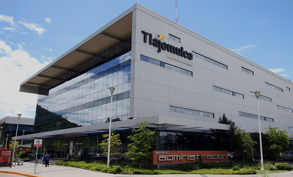 Tlajomulco queda “bloqueado”: la muerte de un funcionario TI destapa una crisis digital