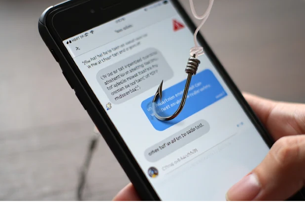 Cibercriminales explotan routers para enviar SMS de phishing en europa